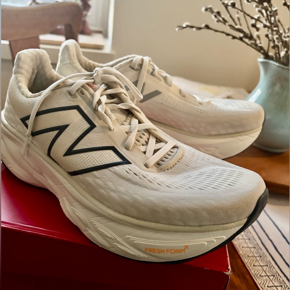 New Balance 1080 v14 Fresh Foam Sneakers